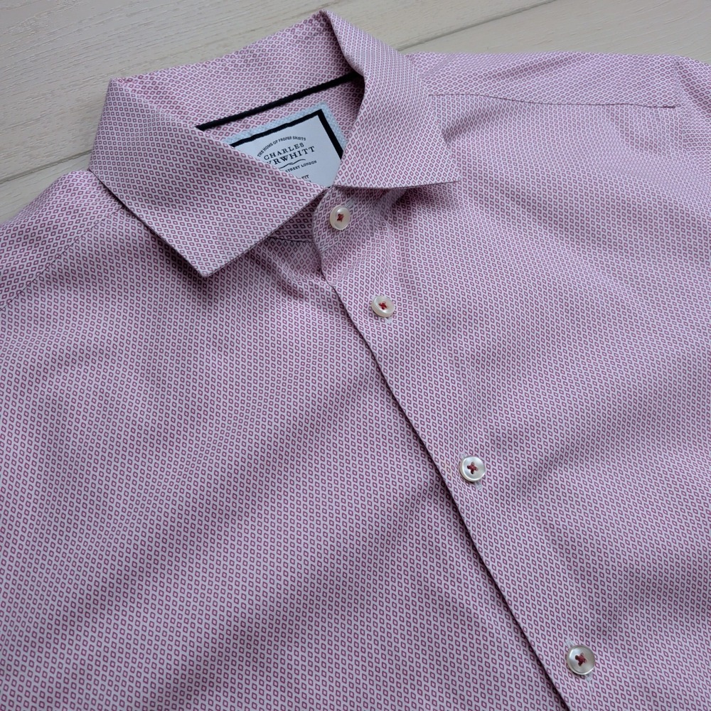 Charles Tyrwhitt Slim Fit Non-Iron Shirt Mens 16.5/33 Short Sleeve Pink Diamonds